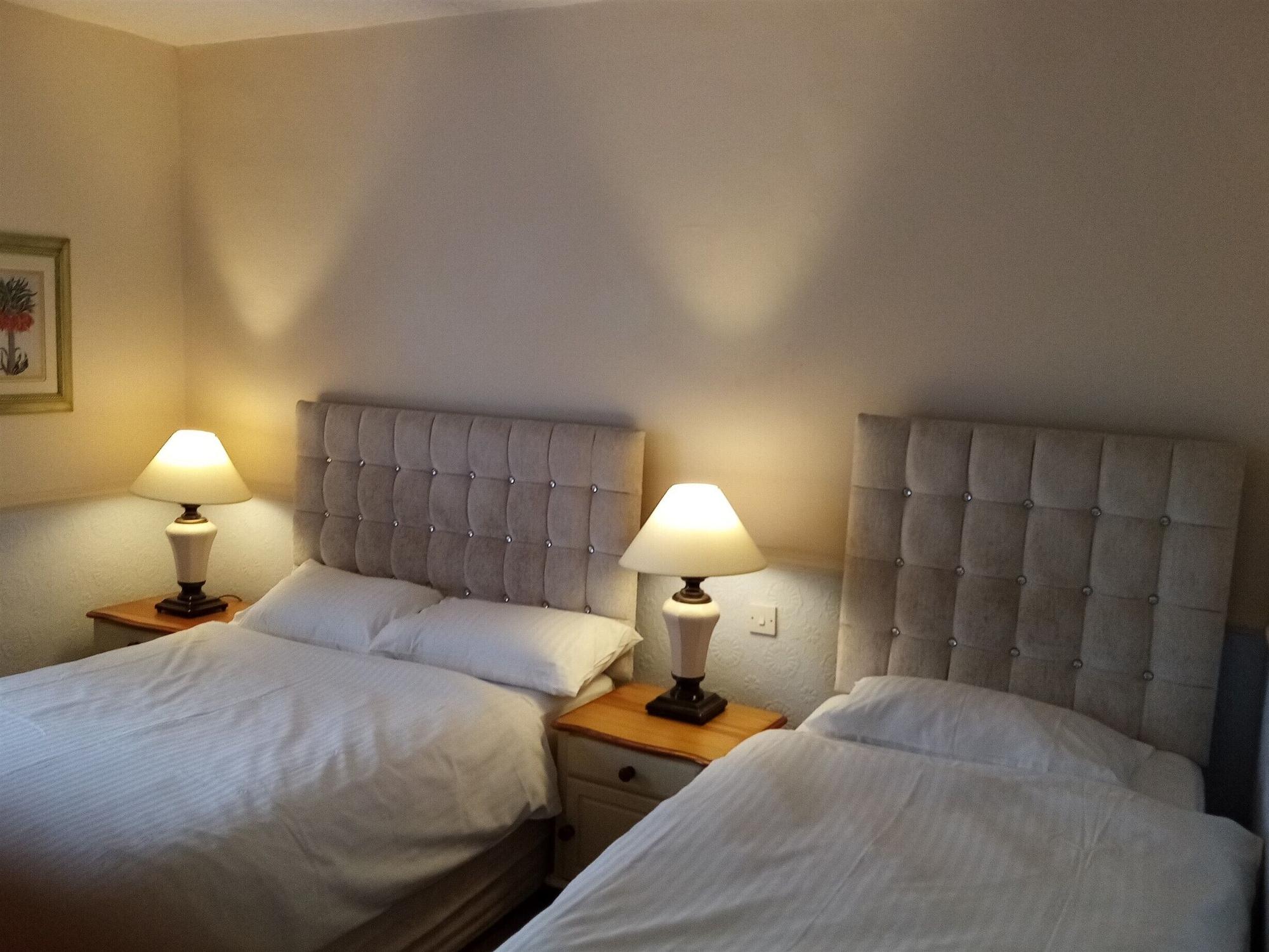 The Sibson Inn Hotel Water Newton Exteriör bild